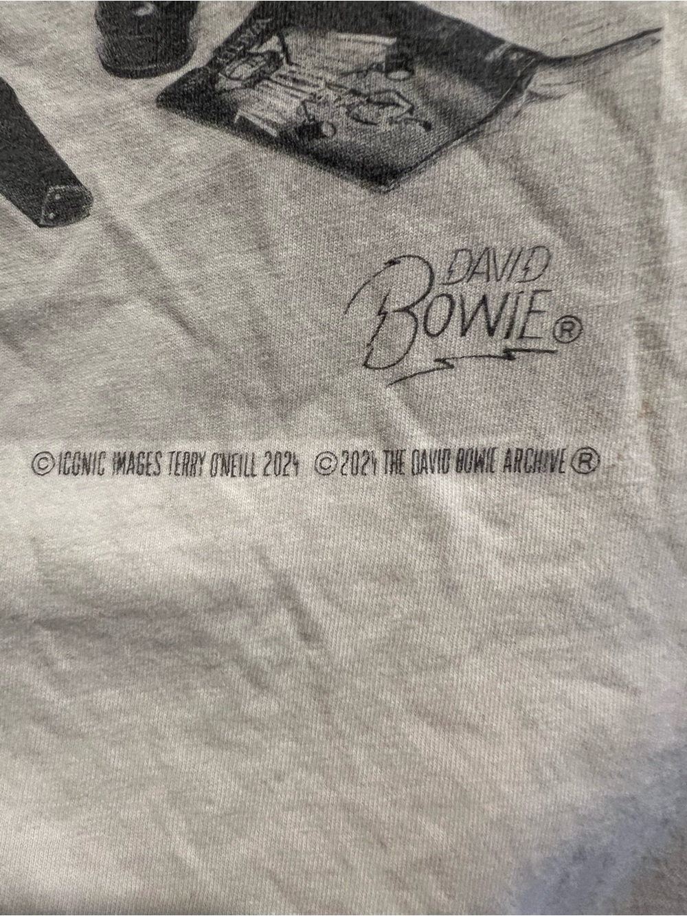 Roots of Fight David Bowie Diamond Dogs Photo Vintage White Thin Style Tee - 2XL - Picture 5 of 6